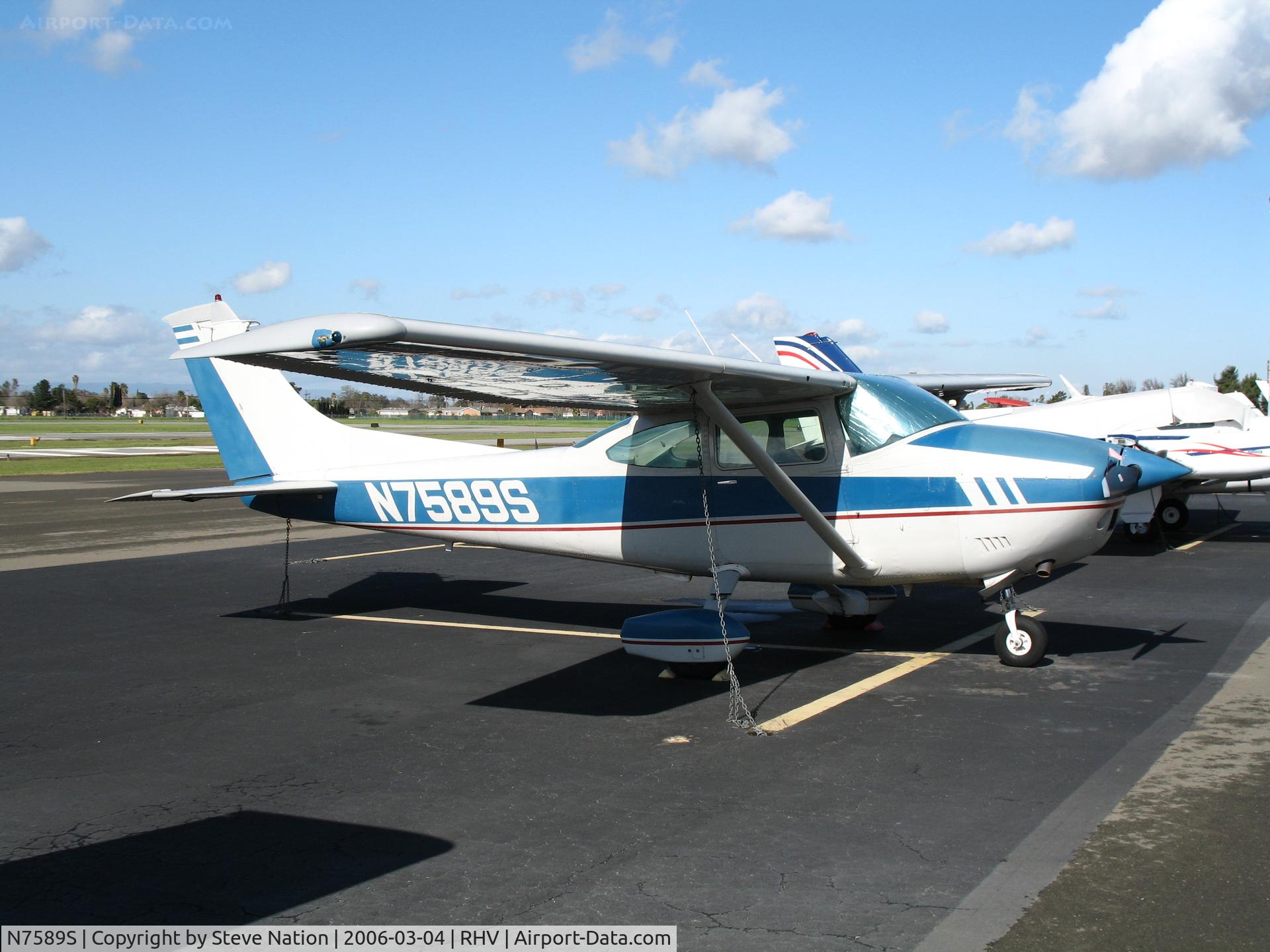 N7589S, 1976 Cessna 182Q Skylane C/N 18265238, 1976 Cessna 182Q in bright sunshine at Reid-Hillview Airport (San Jose), CA