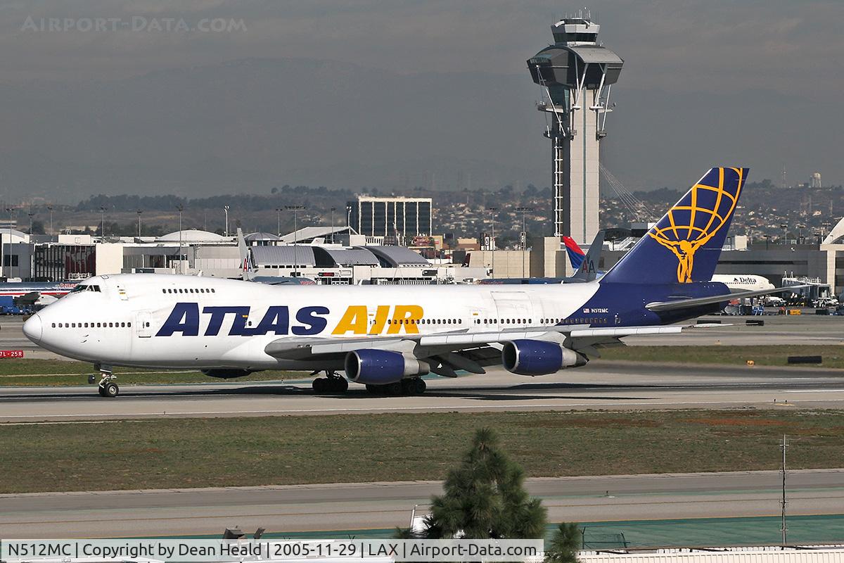N512MC, 1976 Boeing 747-230B C/N 21220, Atlas Air N512MC rolling out on RWY 25L after arrival.