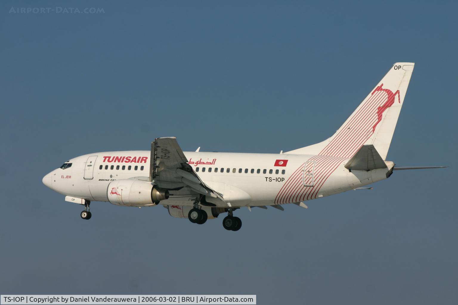 TS-IOP, 2000 Boeing 737-6H3 C/N 29500, arrival of EL JEM