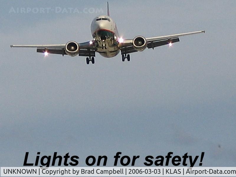 UNKNOWN, Boeing 737 C/N Unknown, Lights on for safety