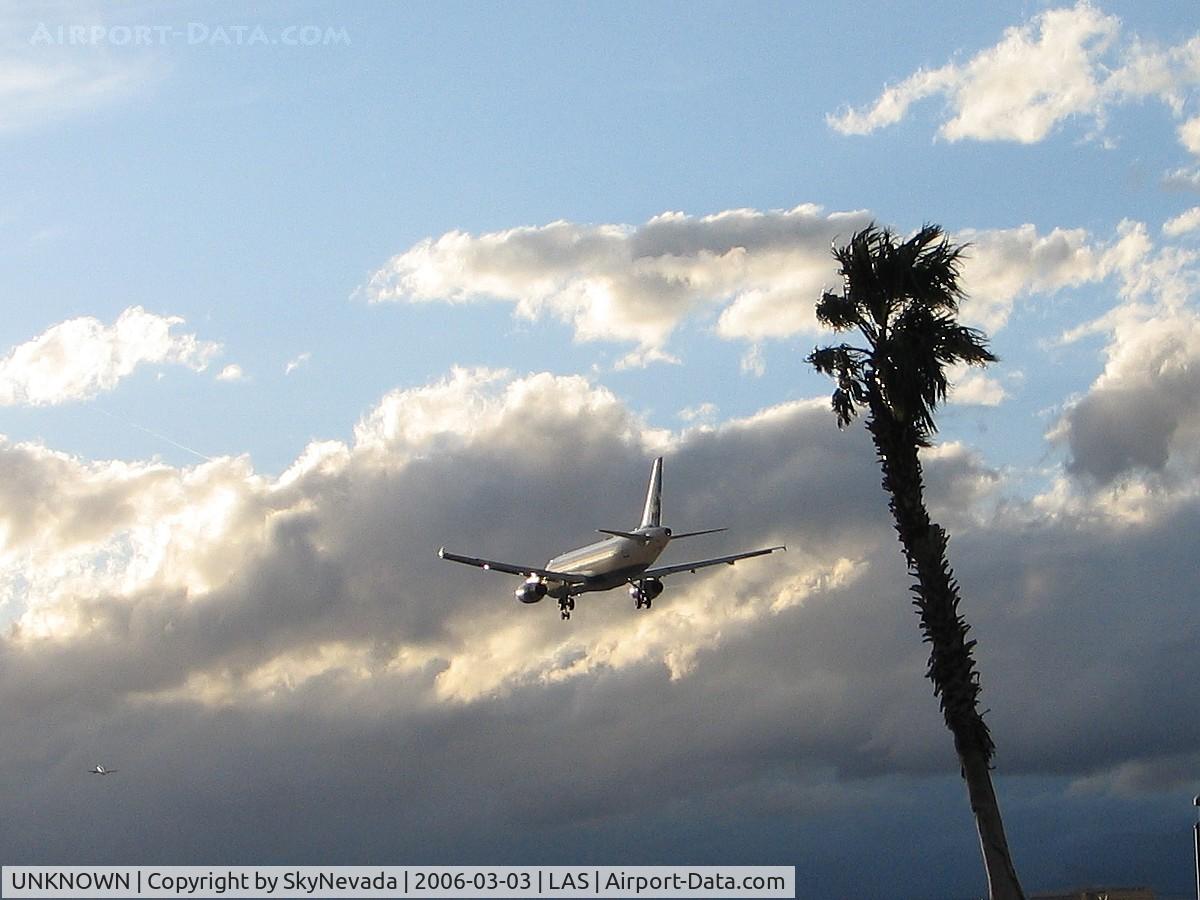 UNKNOWN, Airliners Various C/N Unknown, jetBlue Airways /  This one escaped the terrible palm tree that snagged so many other craft today!