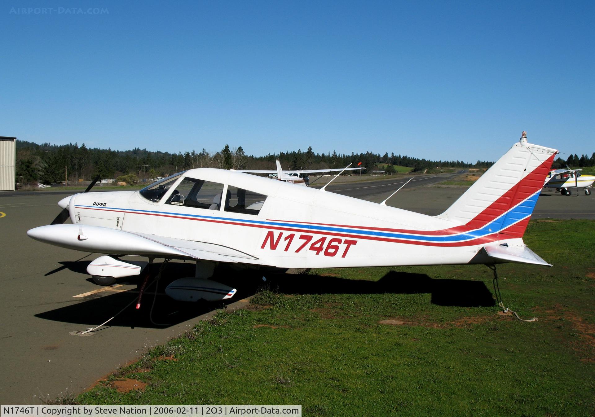 N1746T, 1970 Piper PA-28-140 Cherokee C/N 28-7125064, 1970 Piper PA-28-140 at Parrett Field (Angwin), CA