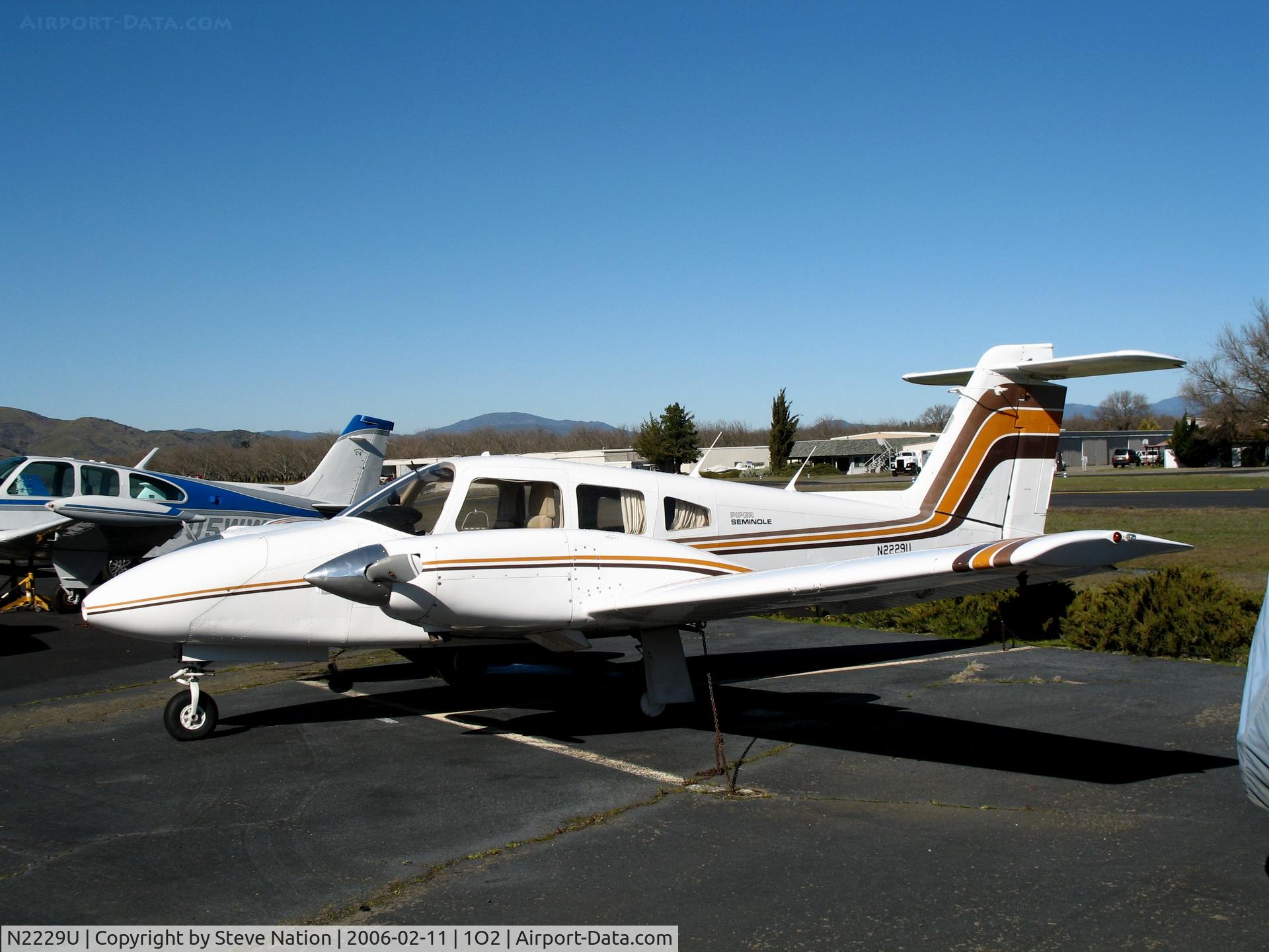 N2229U, 1979 Piper PA-44-180 Seminole C/N 44-7995253, 1979 Piper PA-44-180 at Lampson Field (Lakeport), CA