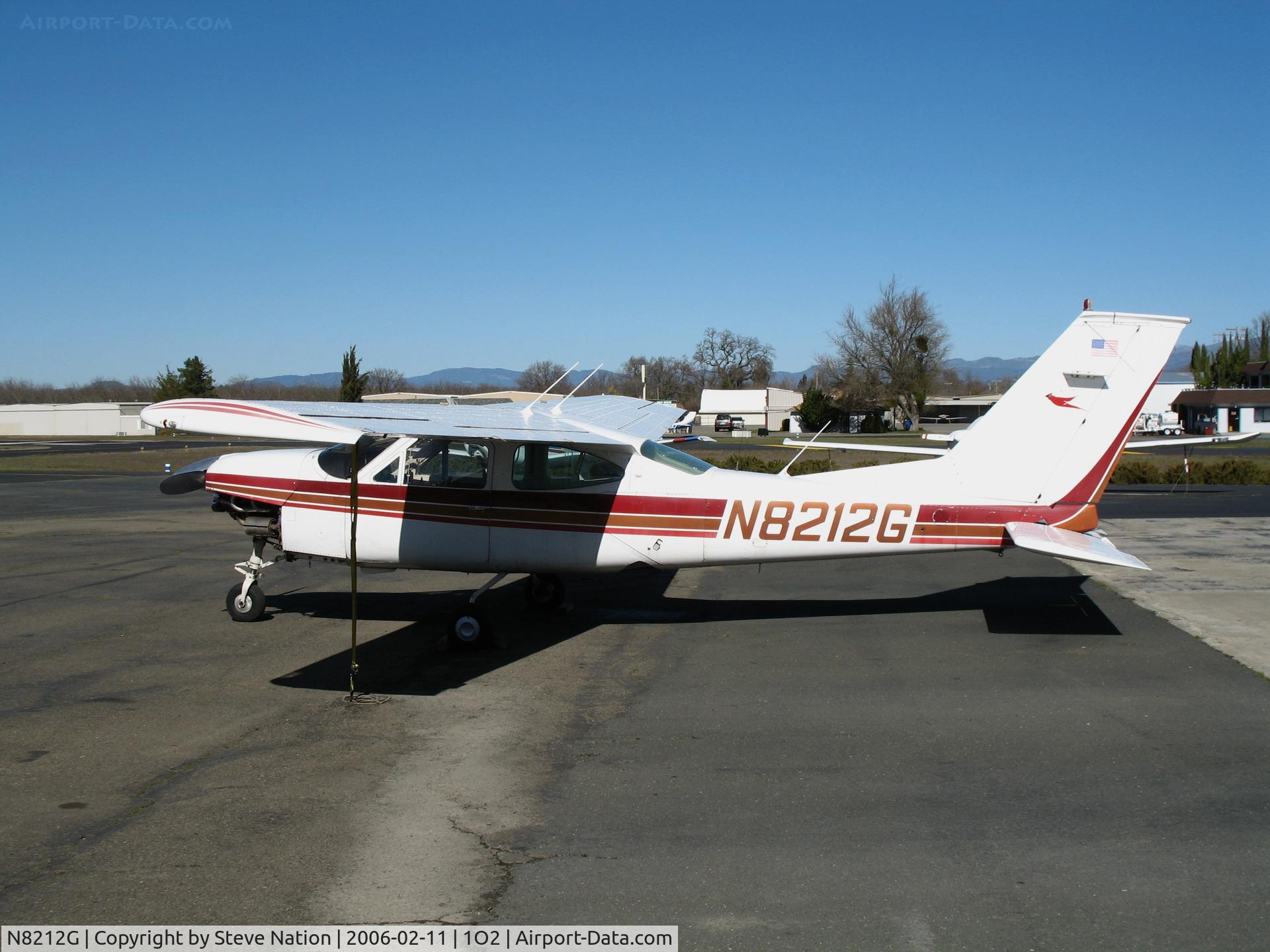 N8212G, 1971 Cessna 177RG Cardinal C/N 177RG0112, 1971 Cessna 177RG Cardinal at Lampson Field (Lakeport), CA