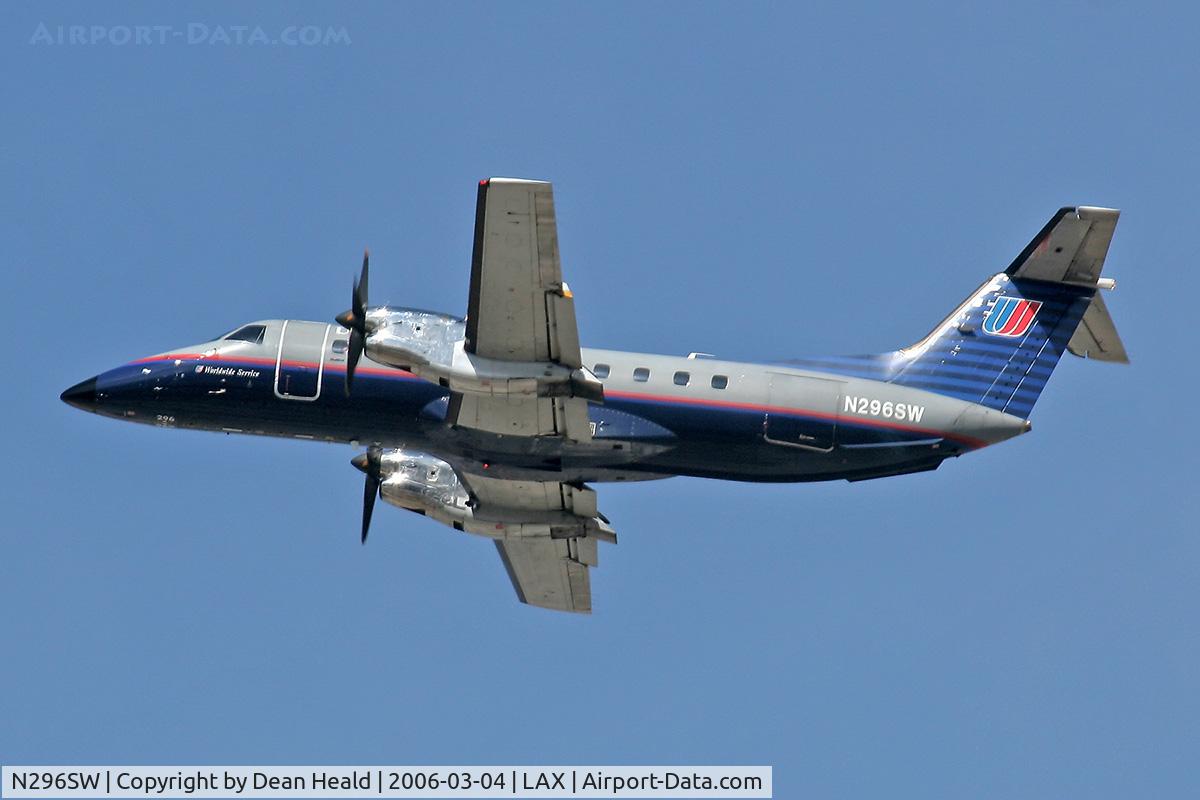 N296SW, 1996 Embraer EMB-120ER Brasilia C/N 120.325, United Express N296SW departing LAX RWY 25R as Skywest SKW6096 enroute to San Diego International Airport (KSAN).