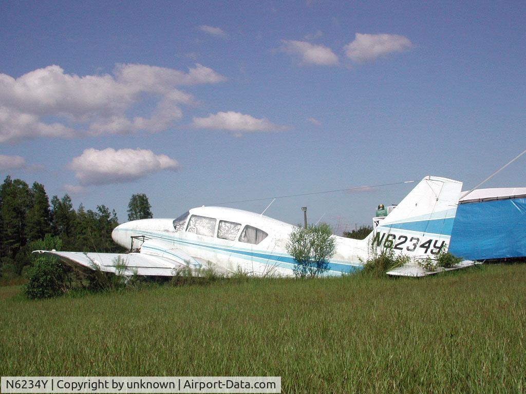 N6234Y, 1966 Piper PA-23-250 C/N 27-3465, derelict