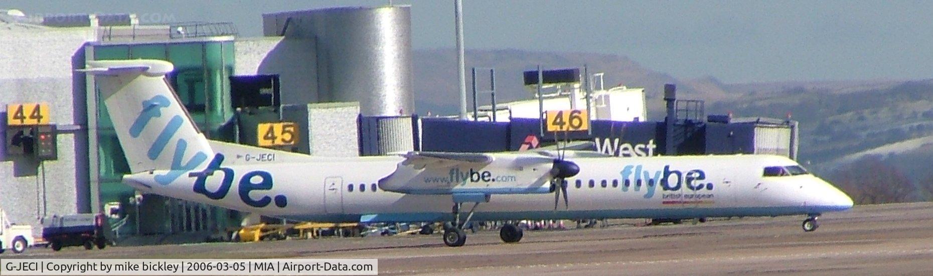 G-JECI, 2005 De Havilland Canada DHC-8-402Q Dash 8 C/N 4105, taxi to depart
