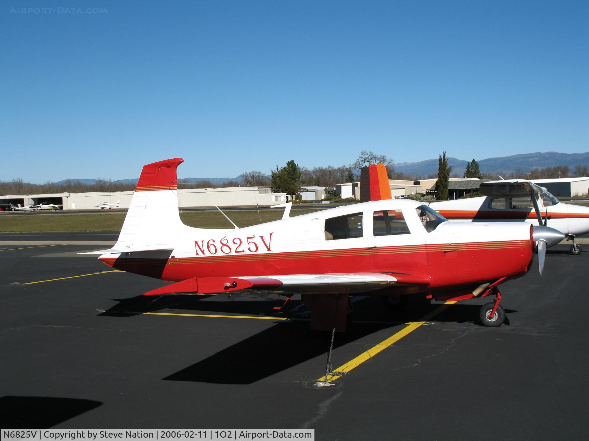 N6825V, 1971 Aerostar M-20E Aerostar 201 C/N 21-0008, 1971 Aerostar Acft of Texas/Mooney M20E for new owner in AK at Lampson Field (Lakeport), CA