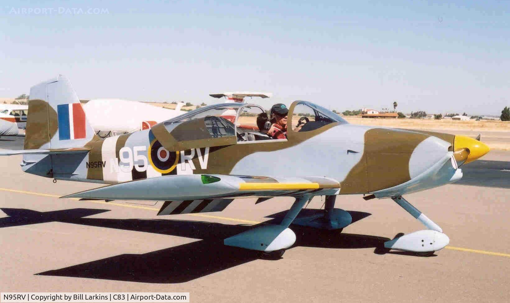 N95RV, 1996 Vans RV-6A C/N 23149, Painted as WWII RAF Spitfire.