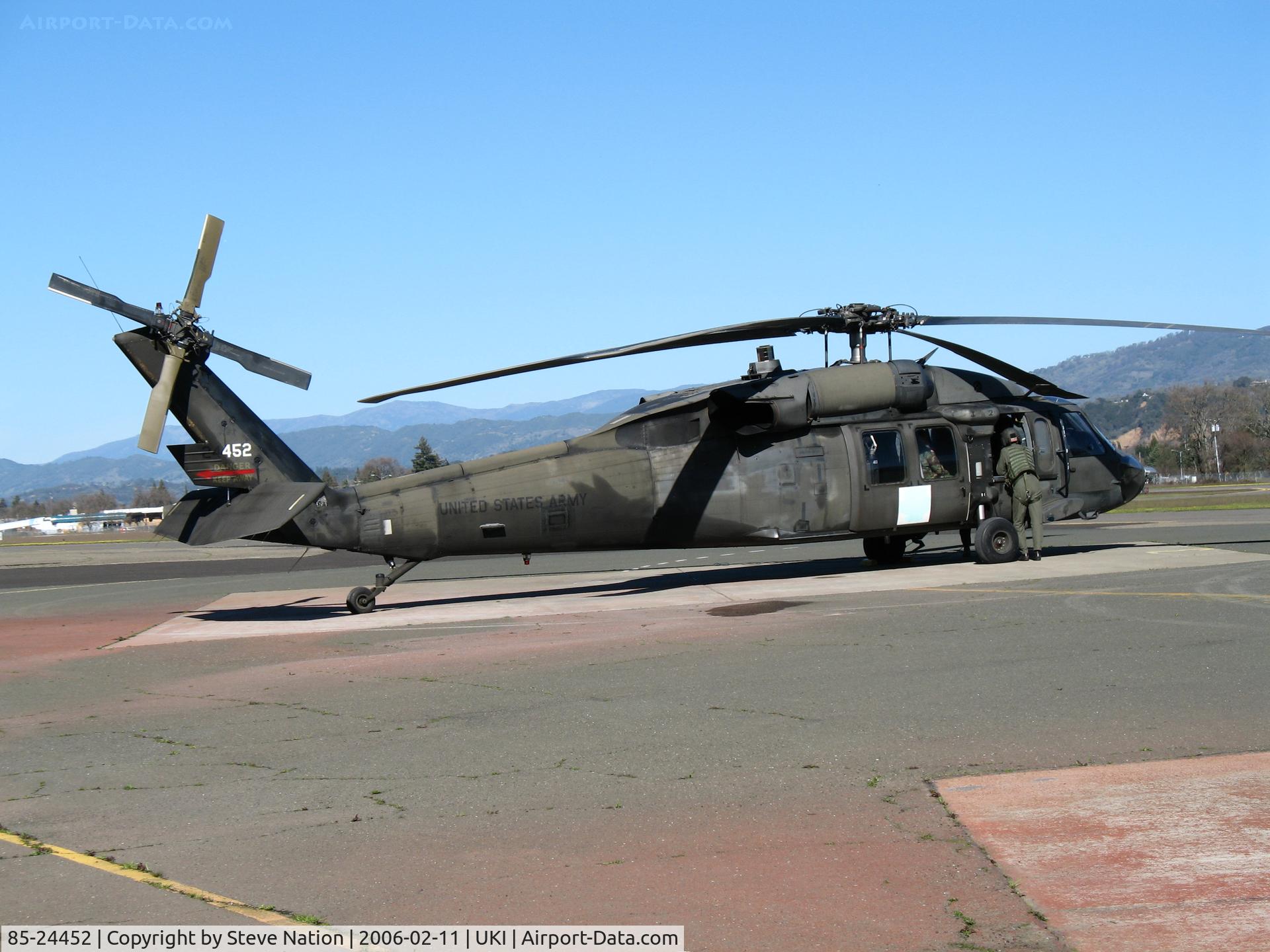 85-24452, 1985 Sikorsky UH-60A Black Hawk C/N 70934, CA ARNG 126th MedCo Sikorsky UH-60A 85-24452 at Ukiah, CA