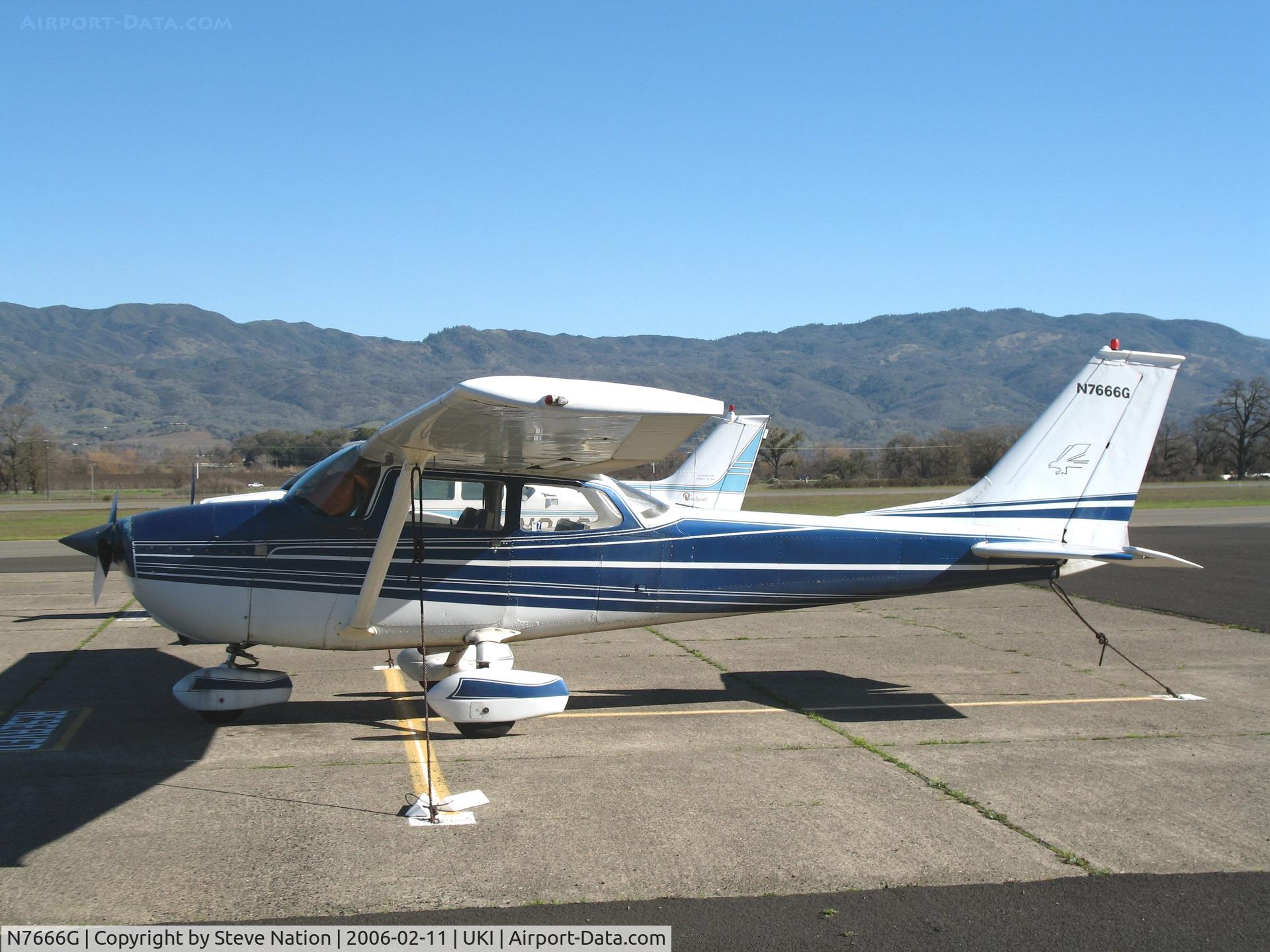 N7666G, 1970 Cessna 172L C/N 17259366, 1970 Cessna 172L at Ukiah, CA