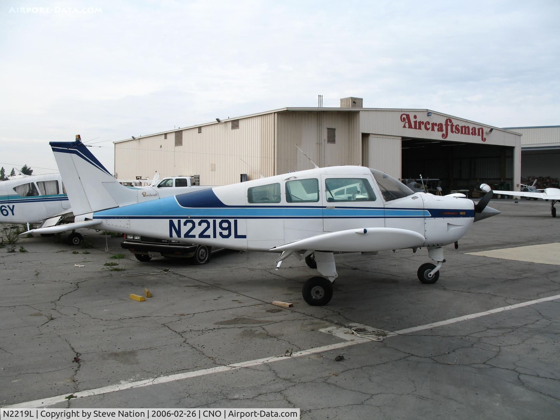 N2219L, 1976 Beech C23 Sundowner 180 C/N M-1880, 1976 Beech C23 at Chino, CA