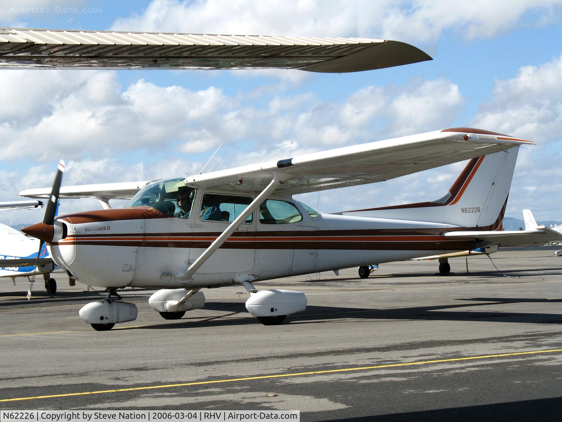 N62226, Cessna 172P C/N 17275231, JWA Enterprises 1981 Cessna 172P ready to shutdown at Reid-Hillview Airport (San Jose), CA