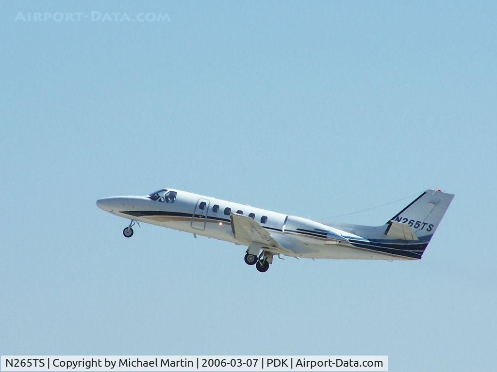 N265TS, 2000 Cessna 550 C/N 550-0942, Departing PDK - Starting to rotate gear.