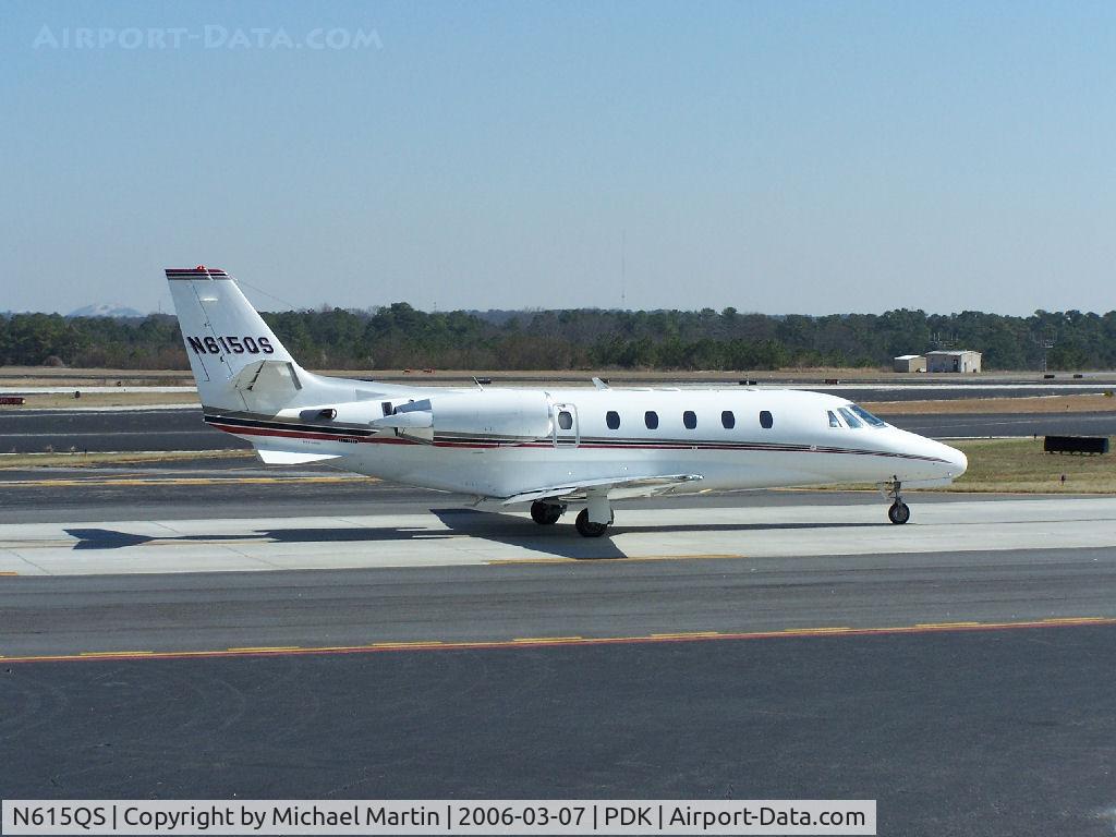 N615QS, 2004 Cessna 560XL C/N 560-5360, Taxing to Runway 2R
