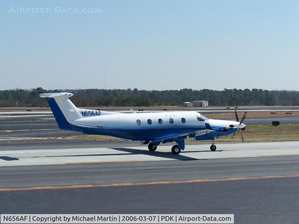 N656AF, 2005 Pilatus PC-12/45 C/N 656, Taxing to Runway 2R