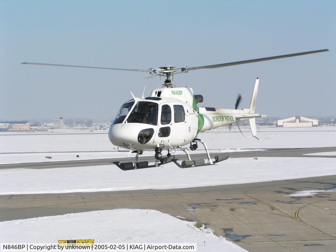 N846BP, 2002 Eurocopter AS-350B-3 Ecureuil Ecureuil C/N 3542, Hover at KIAG
