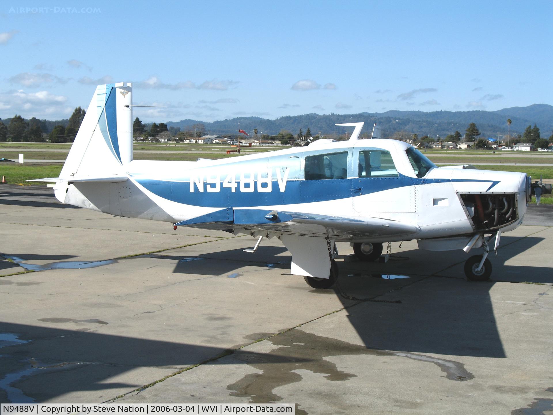 N9488V, 1970 Mooney M20E C/N 700045, 1970 Mooney M20E at Watsonville, CA