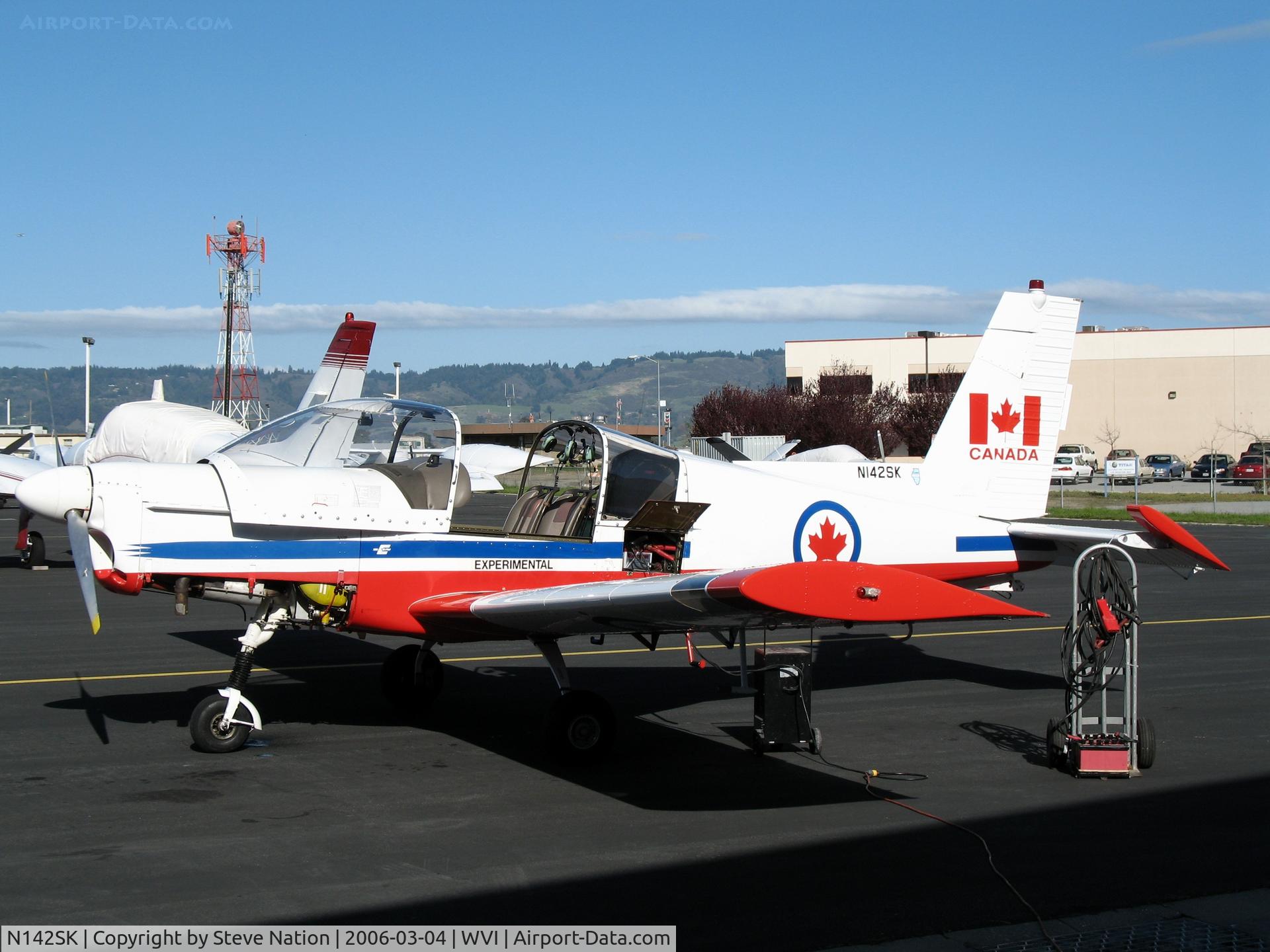 N142SK, 1994 Moravan Z142C C/N 0562, 1994 Moravan Z142C in Canadian AF colors at Watsonville, CA