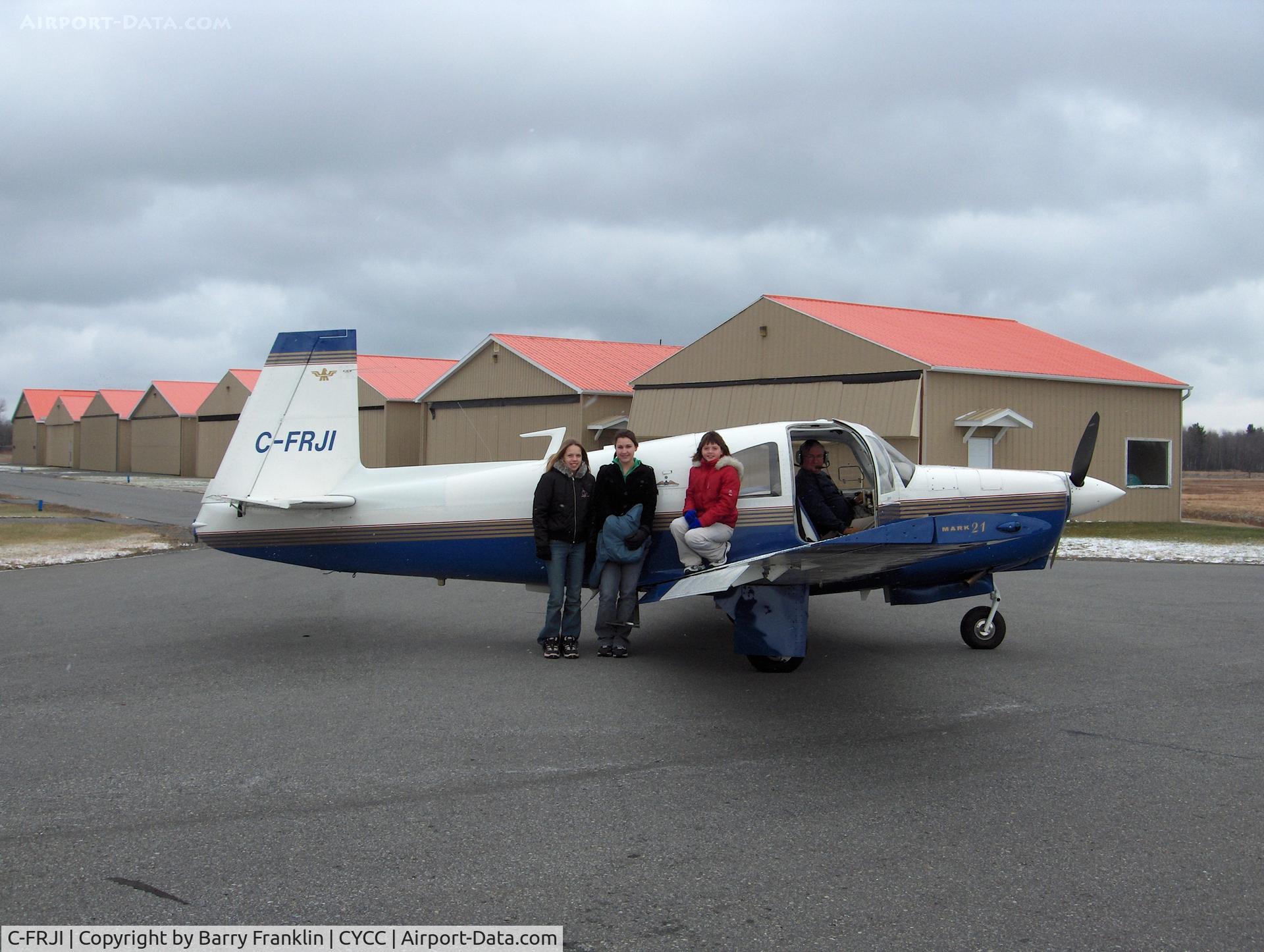 C-FRJI, 1964 Mooney M20C Ranger C/N 2777, Young Eagles