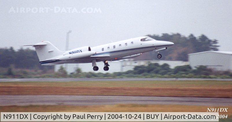 N911DX, 1983 Gates Learjet 35A C/N 499, Quick stop in Burlington, and off again