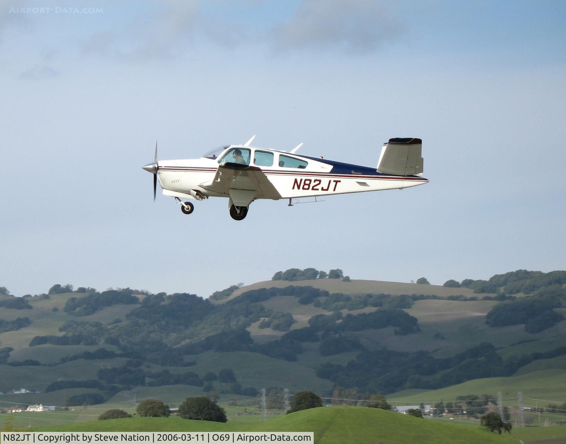 N82JT, 1964 Beech S35 Bonanza C/N D-7581, gear up on 1964 Beech S35 from Petaluma, CA
