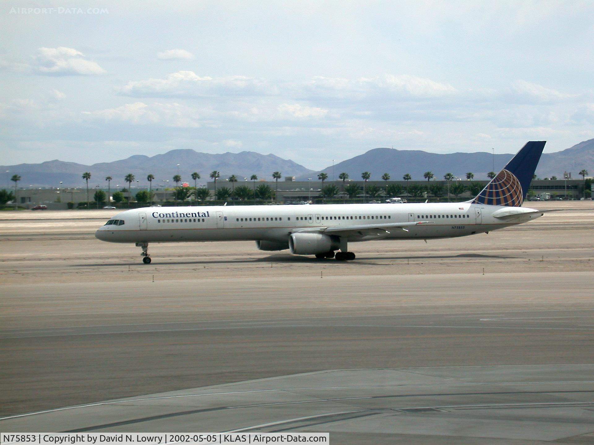 N75853, 2002 Boeing 757-324 C/N 32812, N75853 KLAS