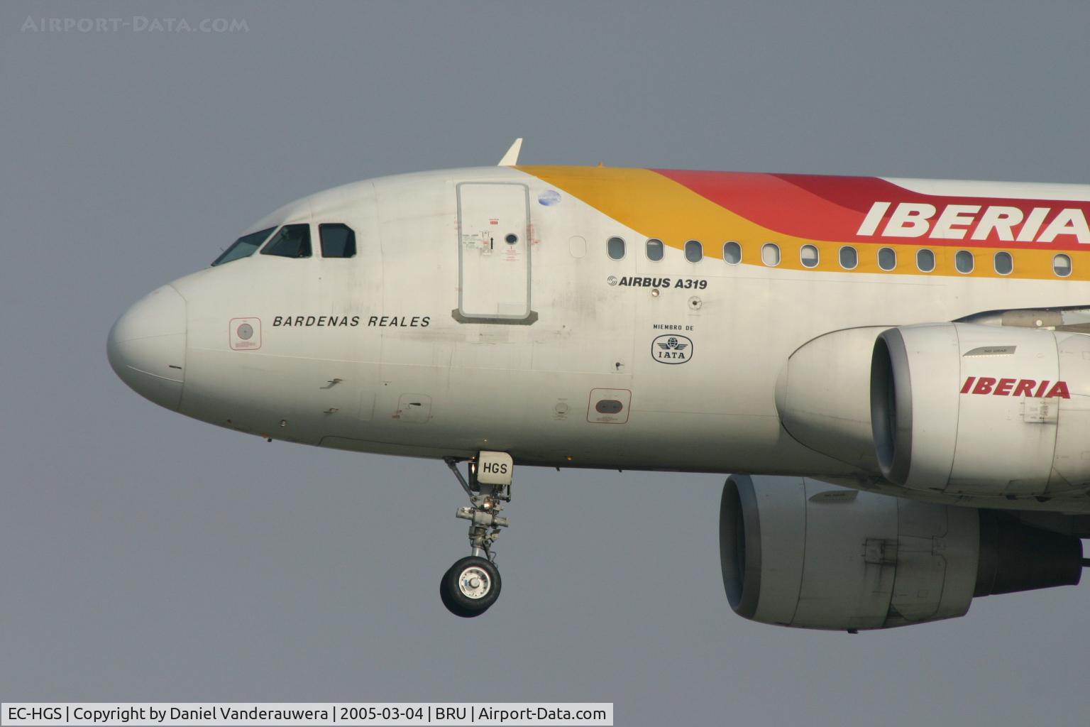 EC-HGS, 2000 Airbus A319-111 C/N 1180, arrival of BARDENAS REALES