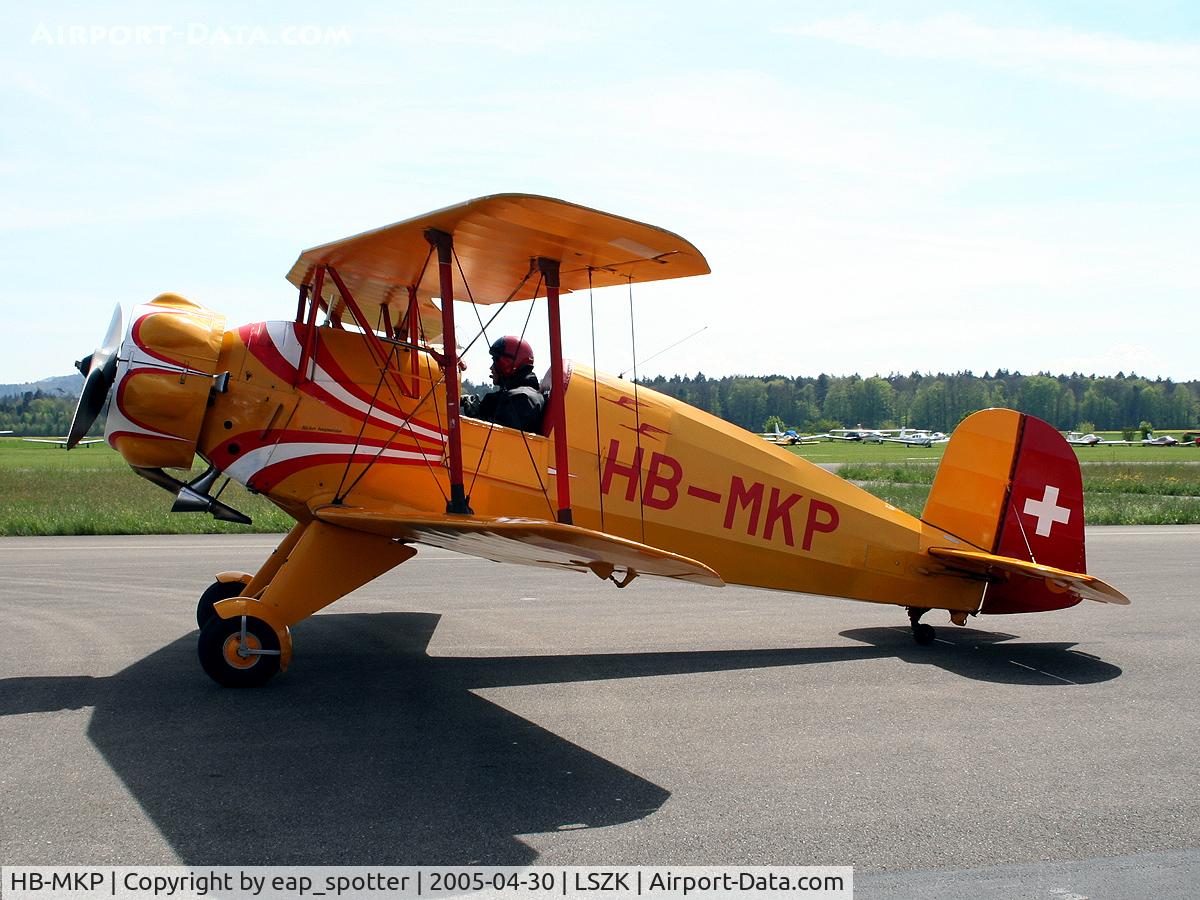 HB-MKP, 1940 Doflug Bu-133C Jungmeister C/N 28, Taxi to holdingpoint