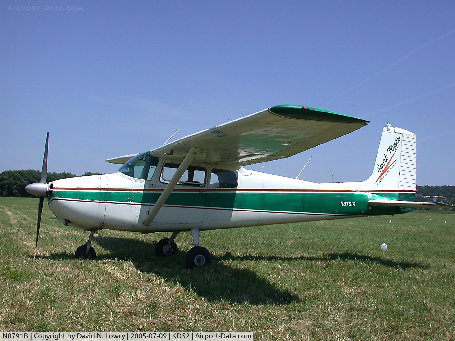 N8791B, 1957 Cessna 172 C/N 36491, Visiting the KD52 airshow.