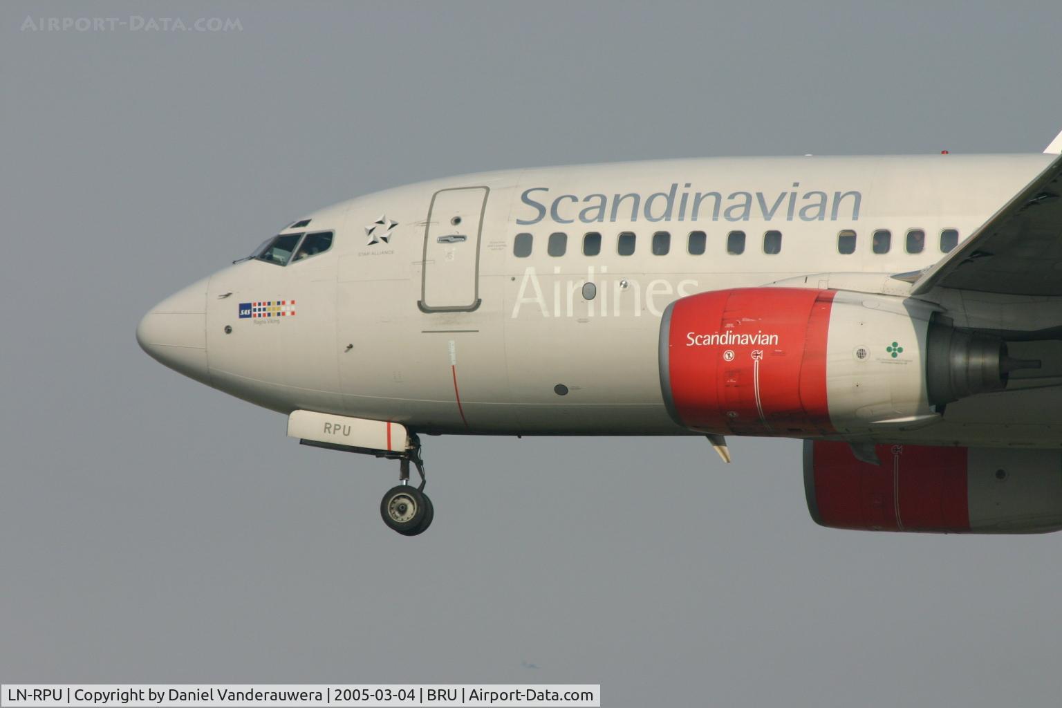 LN-RPU, 1999 Boeing 737-683 C/N 28312, arrival of RAGNA VIKING (flight SK4741)