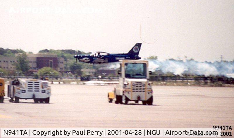 N941TA, 1977 SIAI-Marchetti SF-260 C/N 286, Mr Lischer in his high-speed low pass