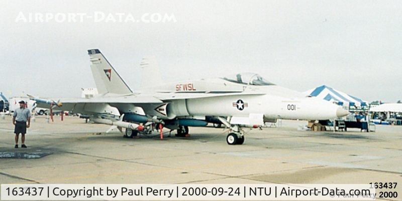 163437, 1987 McDonnell Douglas F/A-18C Hornet C/N 0637, F/A-18C from Strike Fighter Weapons School (Atlantic) showing a good loadout