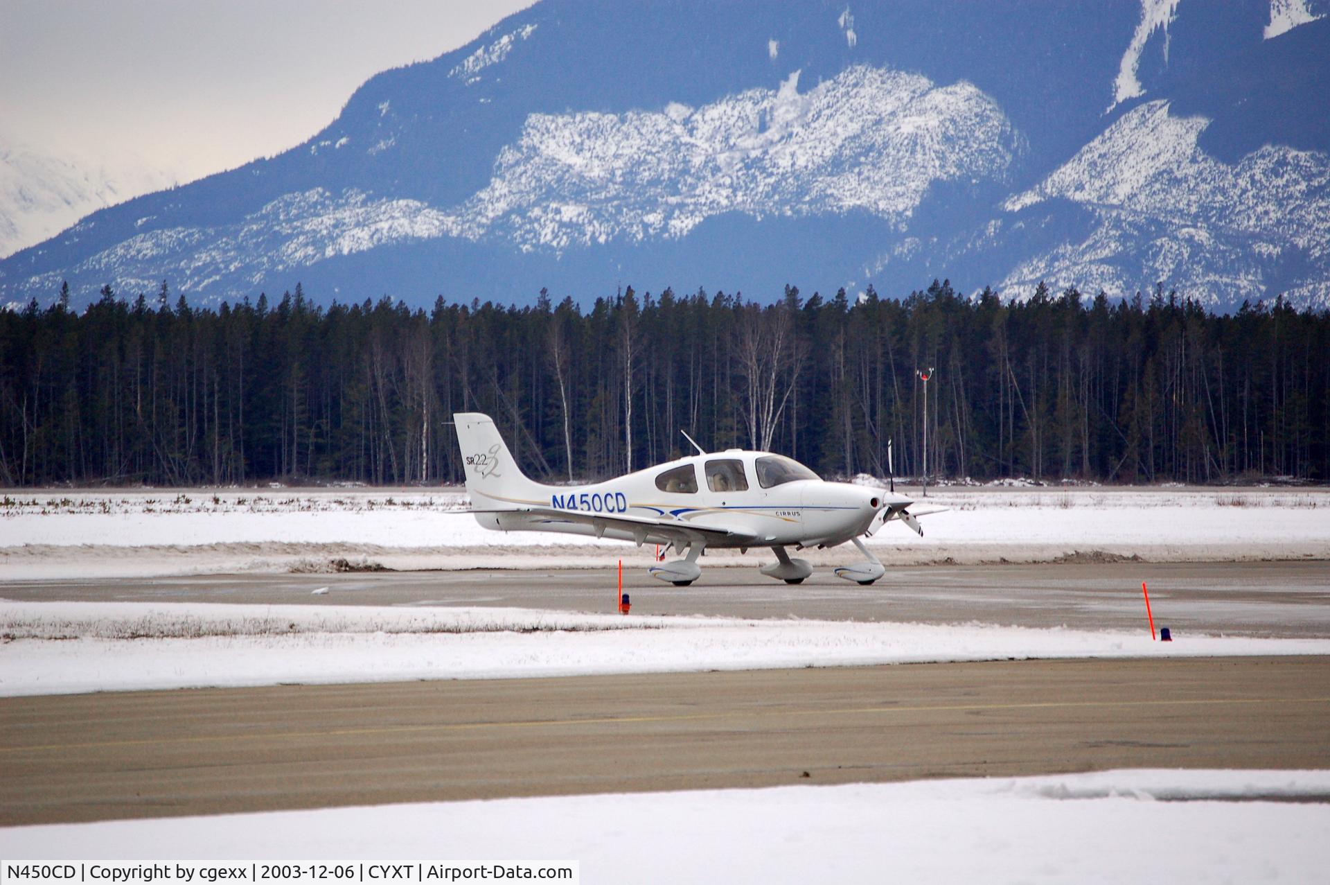 N450CD, 2005 Cirrus SR22 C/N 1478, taken in terrace, b.c. canada