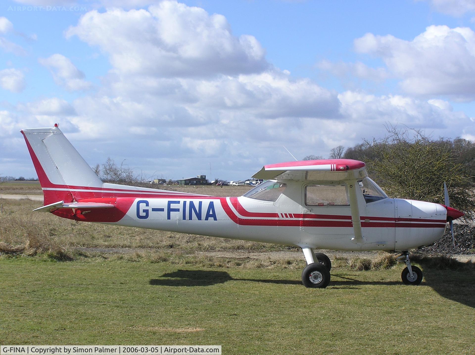 G-FINA, 1972 Reims F150L C/N 0826, Cessna 150 at Enstone