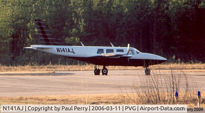N141AJ, 1979 Piper Aerostar 601P C/N 61P06807963320, Well kept twin getting some rest