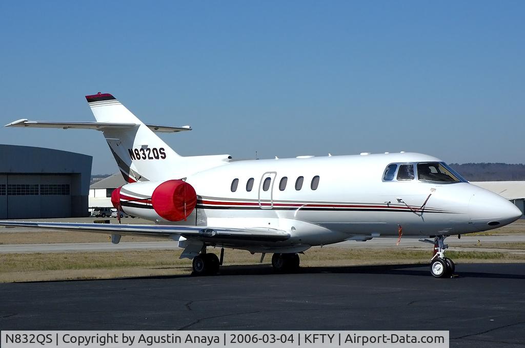 N832QS, 2004 Raytheon Hawker 800XP C/N 258683, On the FBO ramp.