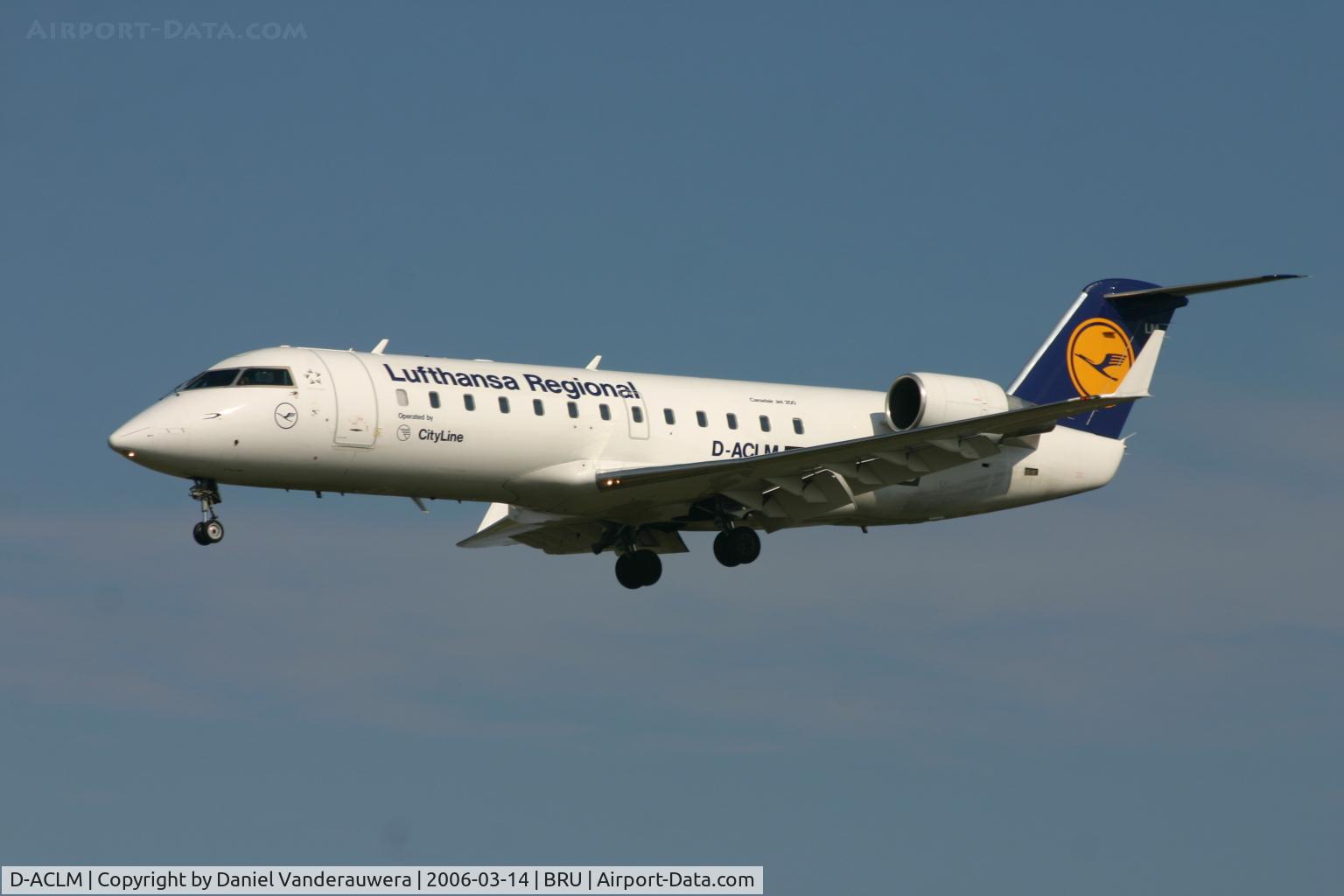 D-ACLM, 1993 Canadair CRJ-100LR (CL-600-2B19) C/N 7025, arrival to rnw 25L