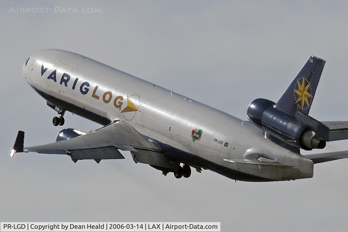 PR-LGD, 1990 McDonnell Douglas MD-11F C/N 48408, Varig FLT VRG8997 - MD-11 departing LAX RWY 25L enroute to Eduardo Gomes Int'l [SBEG].