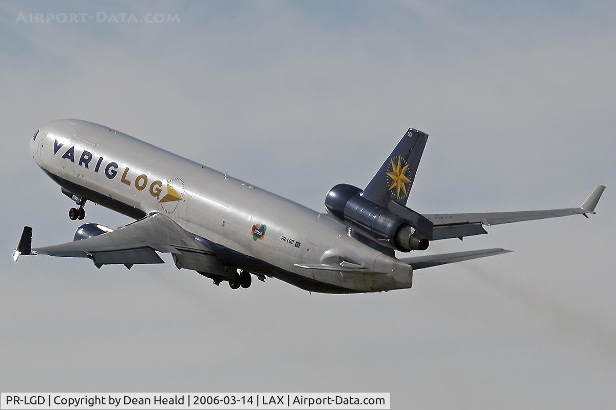 PR-LGD, 1990 McDonnell Douglas MD-11F C/N 48408, Varig FLT VRG8997 - MD-11 departing LAX RWY 25L enroute to Eduardo Gomes Int'l [SBEG].