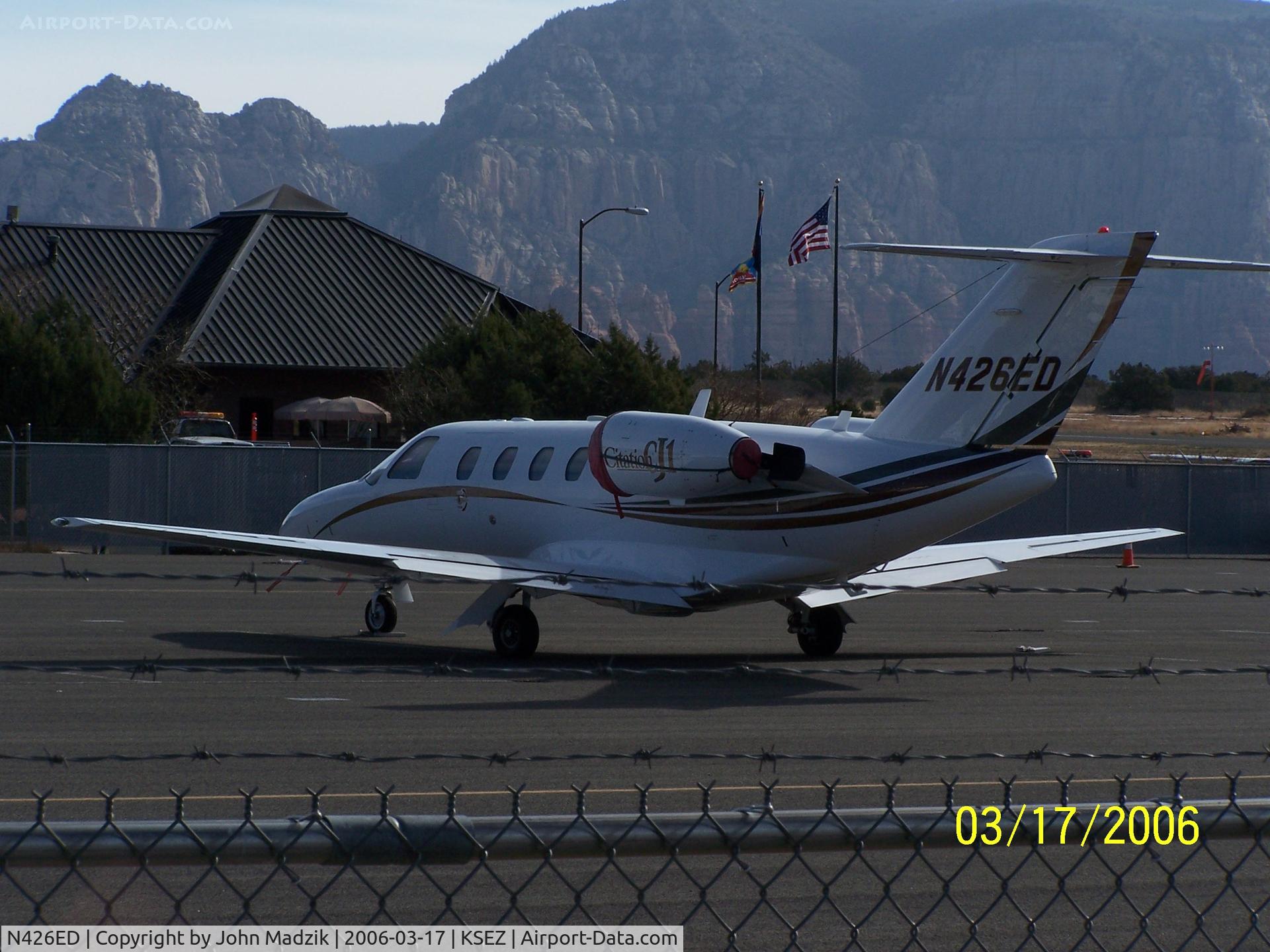 N426ED, 2001 Cessna 525 CitationJet CJ1 C/N 525-0426, Sedona Airport