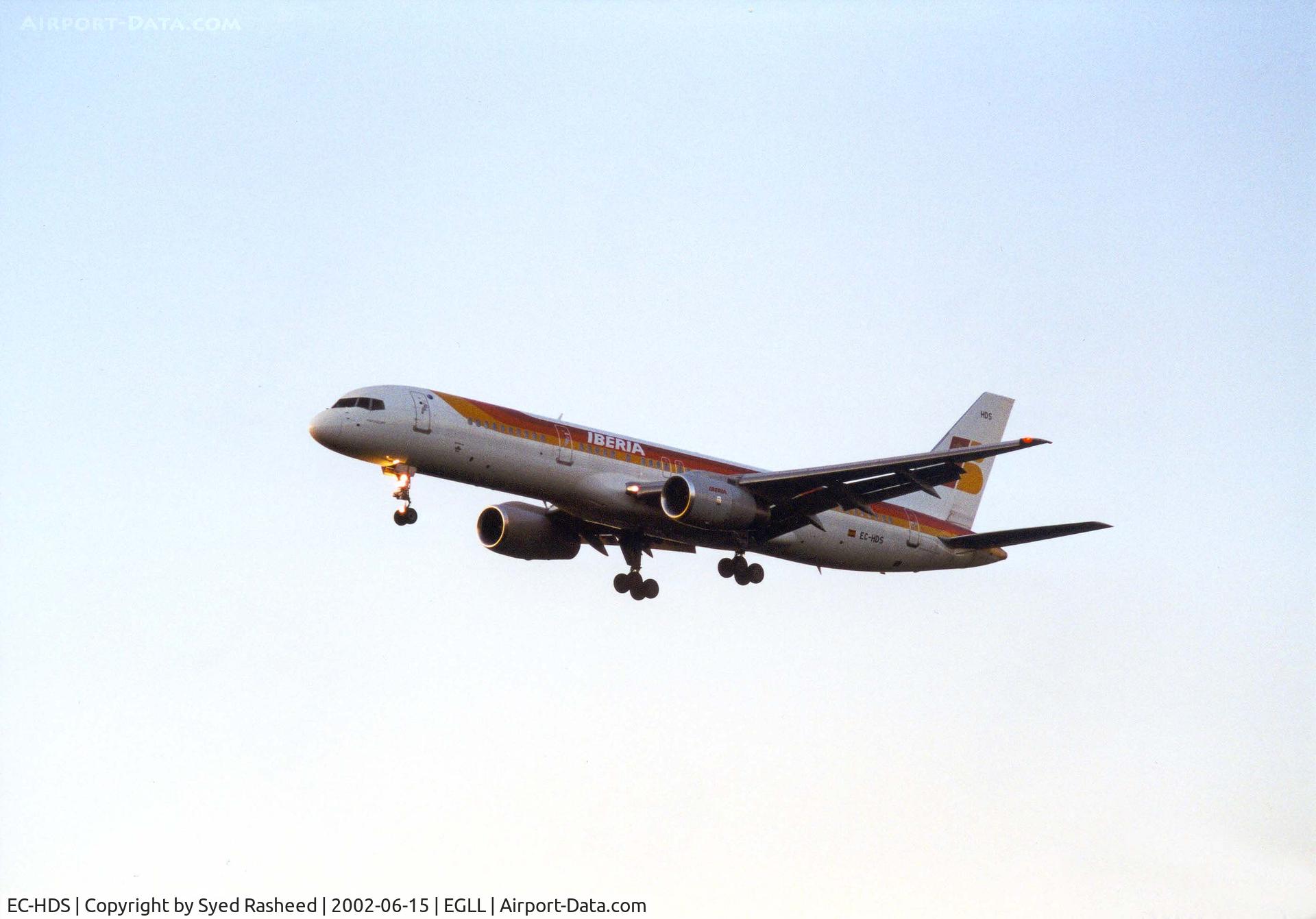 EC-HDS, 1999 Boeing 757-256 C/N 26252, Iberia B757 on finals rwy 27R