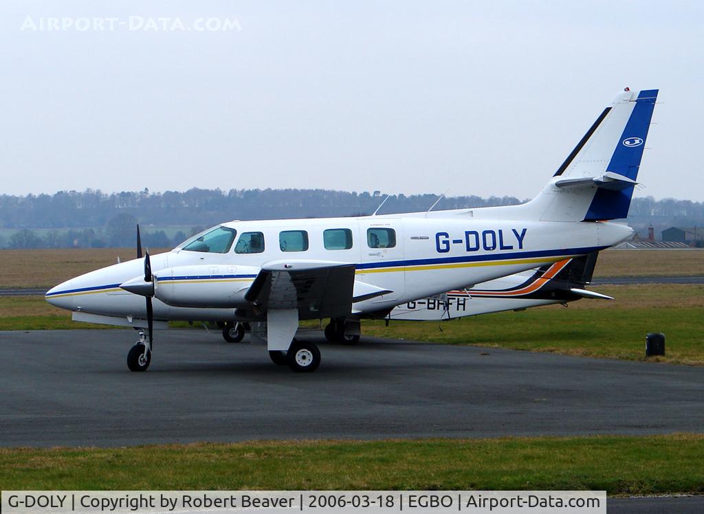 G-DOLY, 1982 Cessna T303 Crusader C/N T303-00107, Cessna T303 (Halfpenny Green)