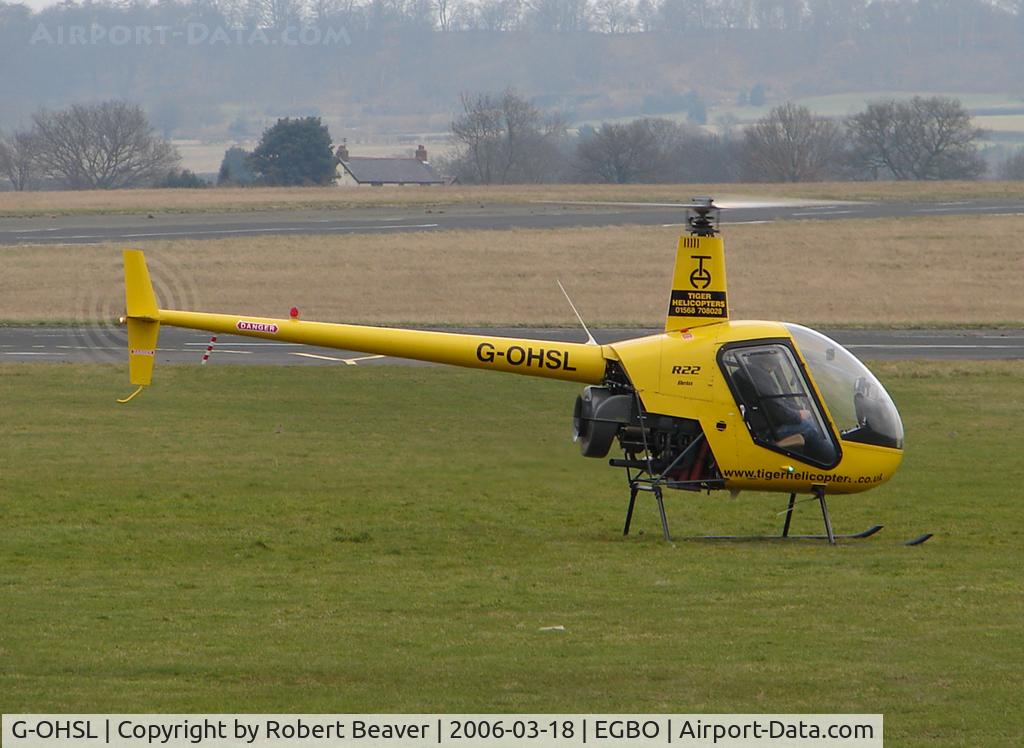 G-OHSL, 1989 Robinson R22 Beta C/N 0967, Robinson R22 (Halfpenny Green)