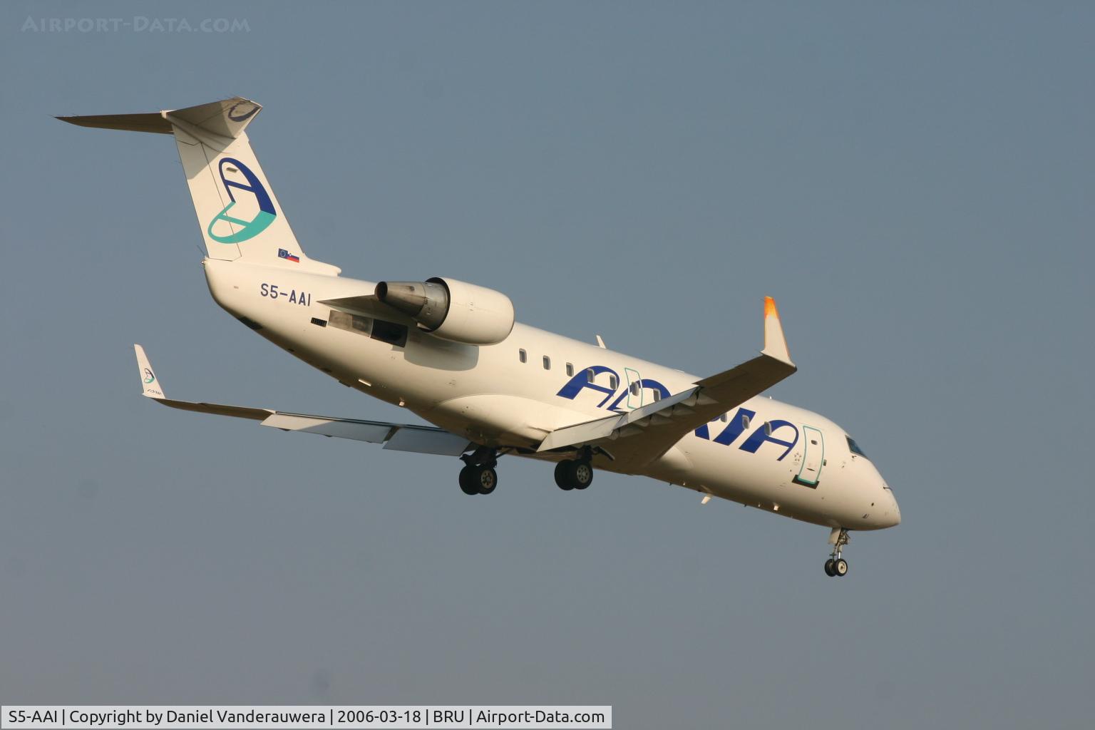S5-AAI, 1998 Canadair CRJ-200LR (CL-600-2B19) C/N 7248, short to land on rnw 02