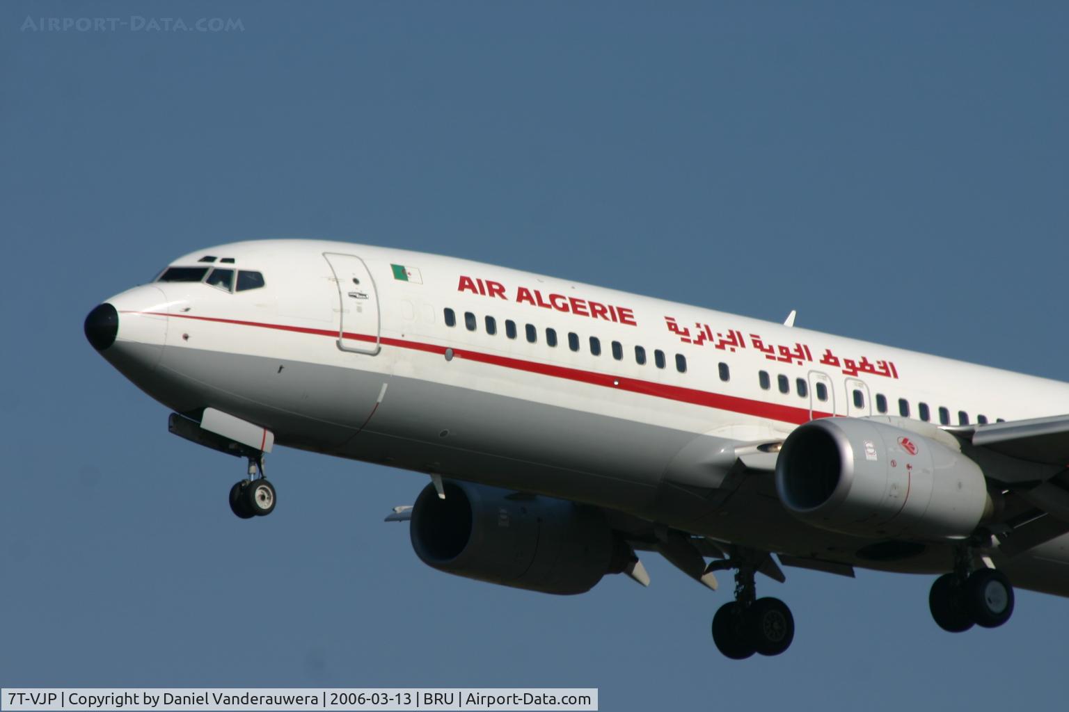 7T-VJP, 2001 Boeing 737-8D6 C/N 30208, arrival of flight AH2060