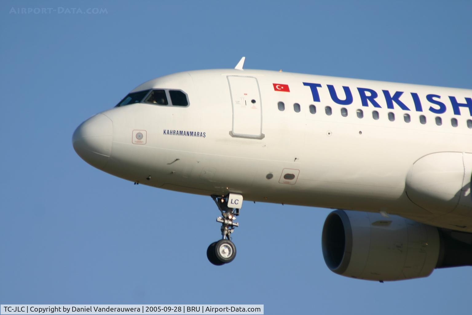 TC-JLC, 1995 Airbus A320-214 C/N 566, arrrival of KAHRAMANMARAS  on rnw 25L