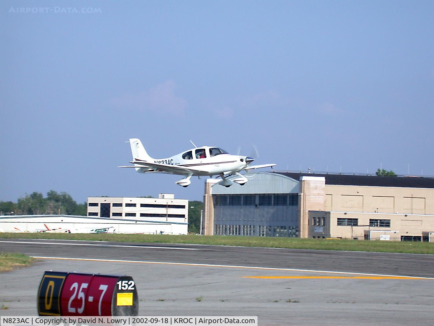 N823AC, 2002 Cirrus SR20 C/N 1201, N823AC departing rwy 25 KROC