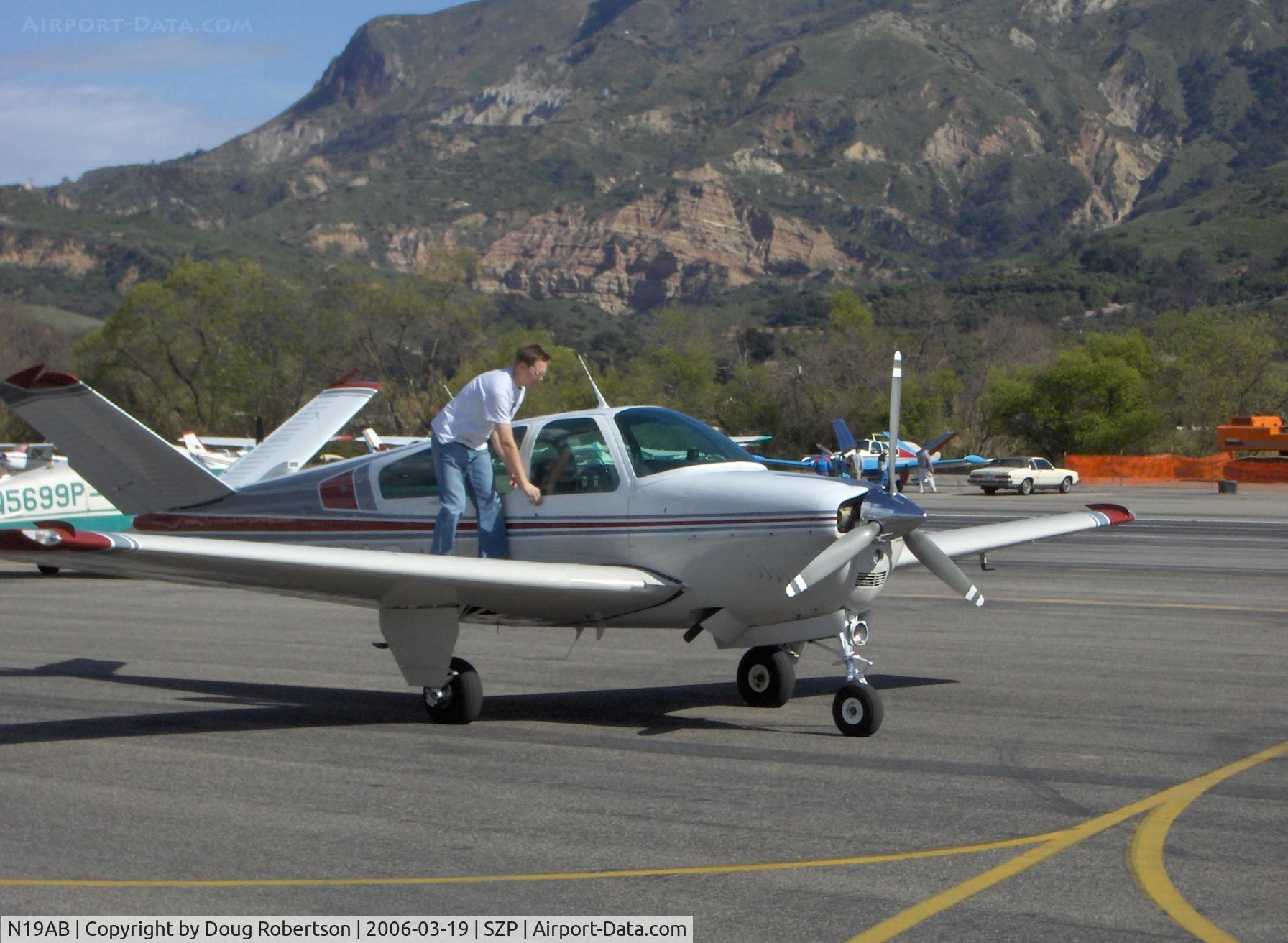 N19AB, 1964 Beech S35 Bonanza C/N D-7701, 1964 Beech S35 BONANZA, Continental IO-520-B 285 hp, awaiting refueling