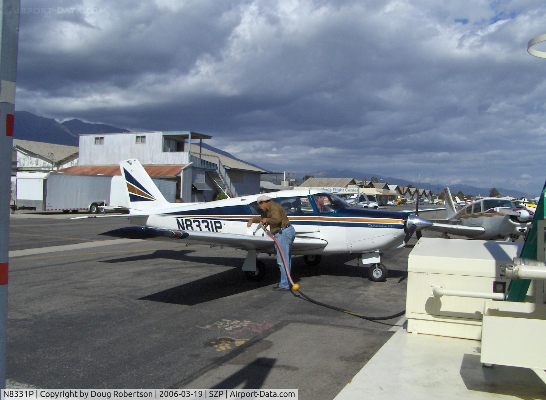 N8331P, 1963 Piper PA-24-250 Comanche C/N 24-3584, 1963 Piper PA-24-250 COMANCHE, Lycoming IO-540-E 250 Hp, refueling